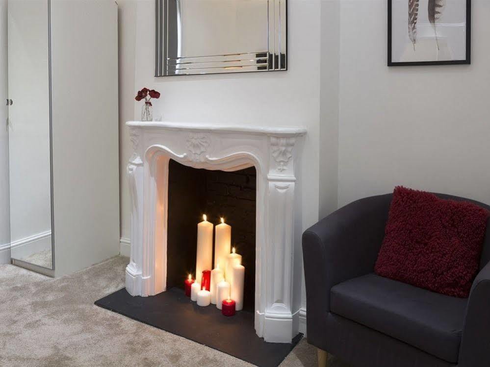 לונדון Charming Tower Bridge Apartment מראה חיצוני תמונה